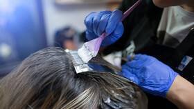 Применение фольги при окрашивании волос в Неофарм